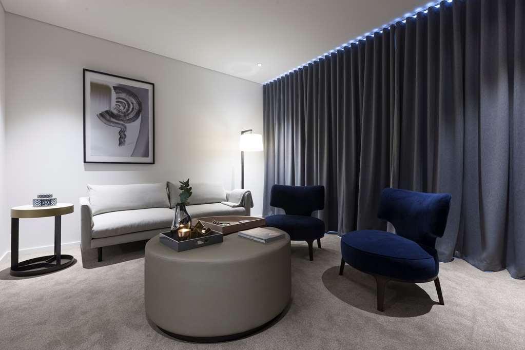 天空之城套房绿色广场酒店 悉尼 客房 照片 A living room