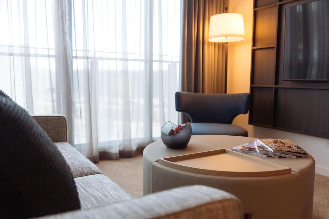 天空之城套房绿色广场酒店 悉尼 外观 照片 A room at the hotel